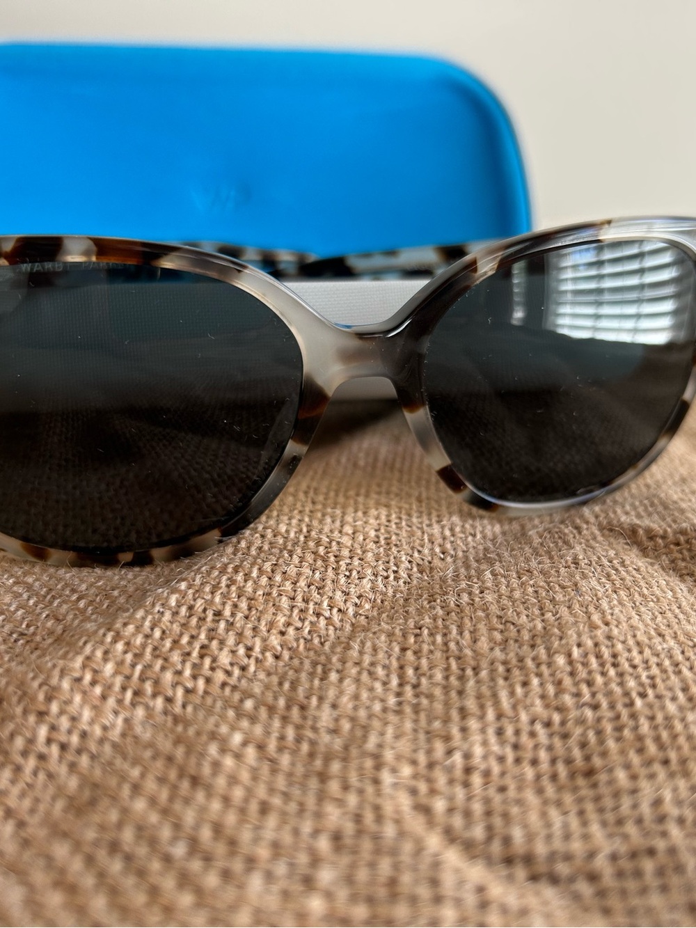 Warby Parker Tortoiseshell Sunglasses -Black Lenses, Tortoise Frames, White Case - Picture 2 of 7